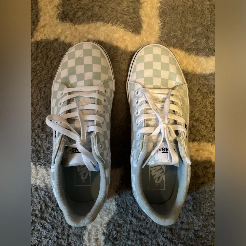 Checkered Vans - Picture 4 of 6